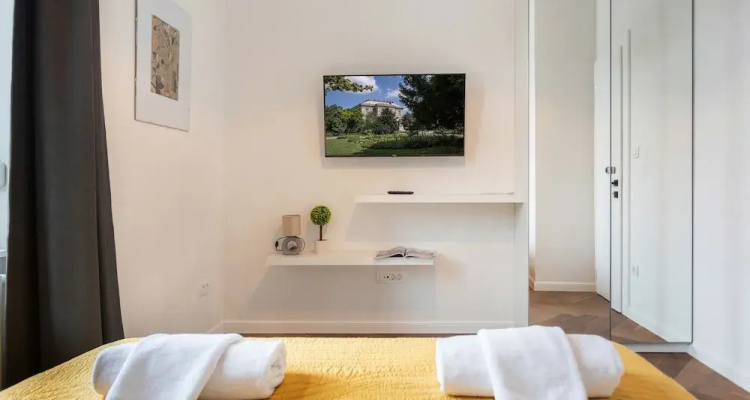 Modern & Design Apartment Near The Main Square