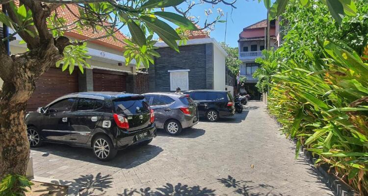 OYO 4012 Ari Beach Inn