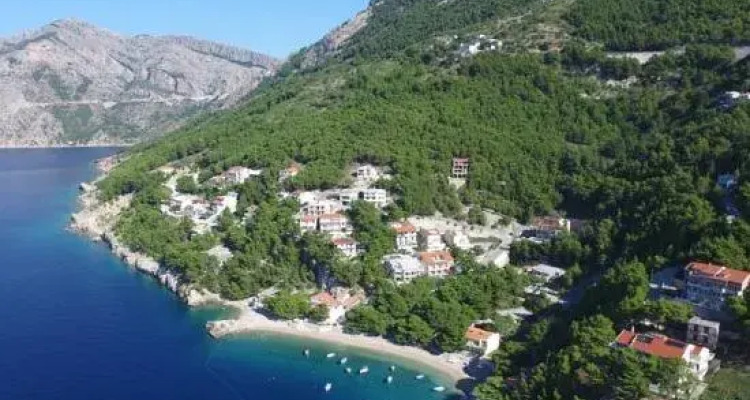 Apartments Villa Astra & Pinija