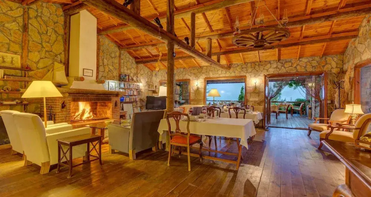 Olympos Mountain Lodge