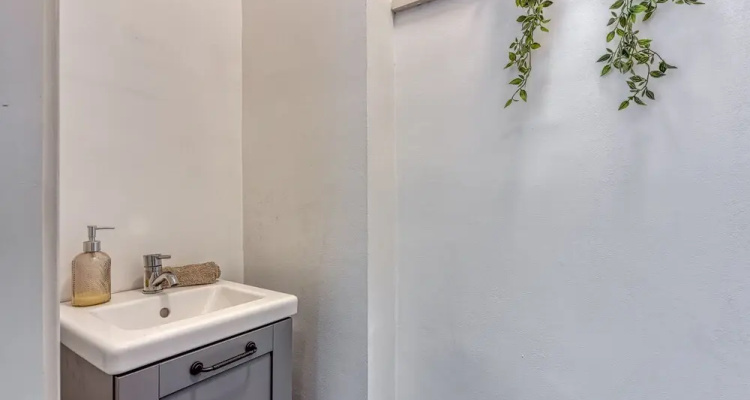 Spacious Apartment In Heart Of Zagreb