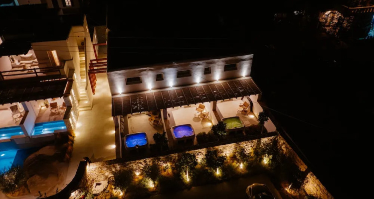 Oliving Mykonos Luxury Suites