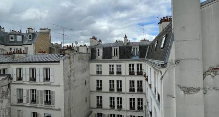 Canal Saint Martin Apartments