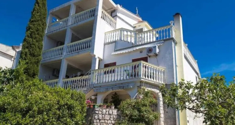 Apartments Ivan