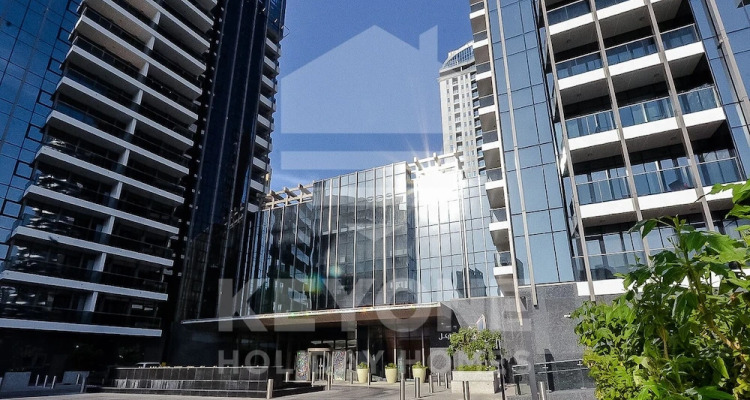 Kohh 1br In Sparkle Towers