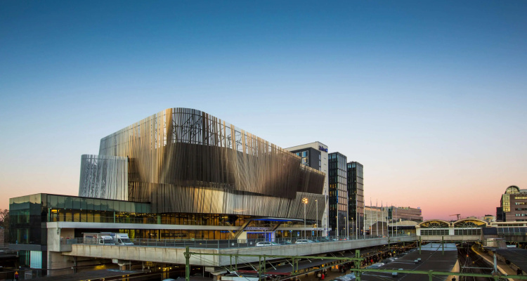Radisson Blu Waterfront Hotel