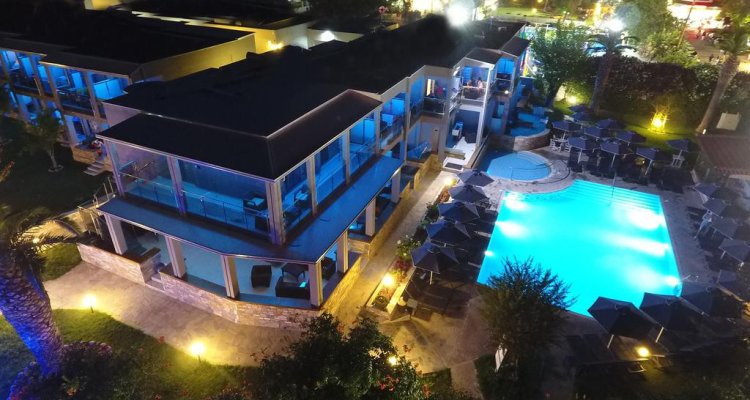 Dionysos Hotel & Suites