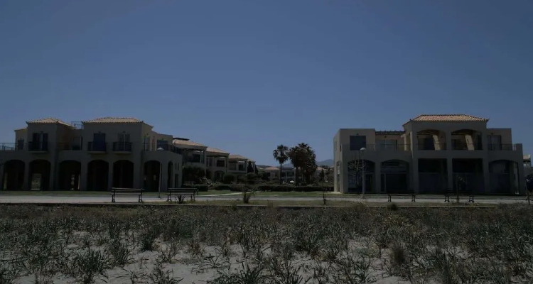 Cassiopeia 2-beds Lower On Beach W Pool