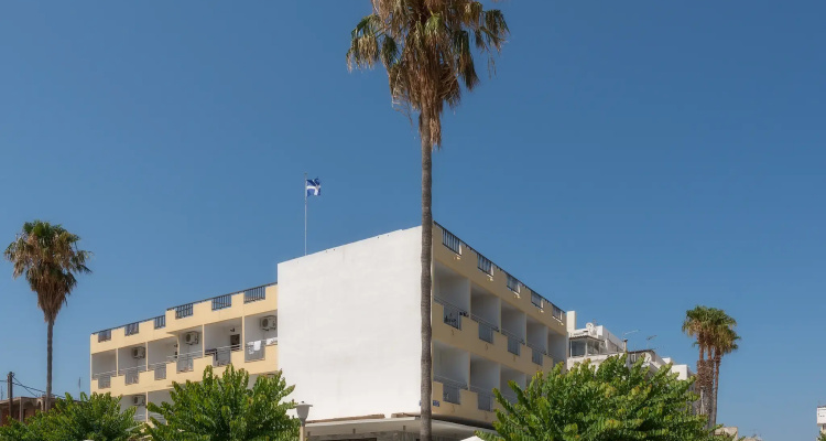 Dimitris Paritsa Hotel