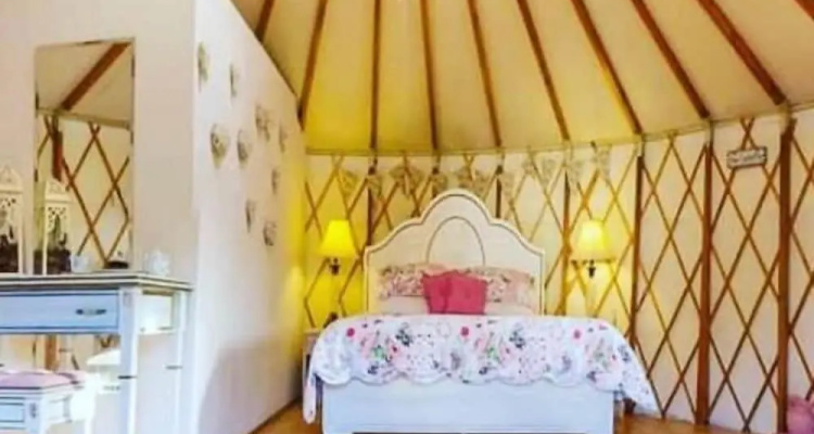 Yol Glamping Hotel Retreat Center