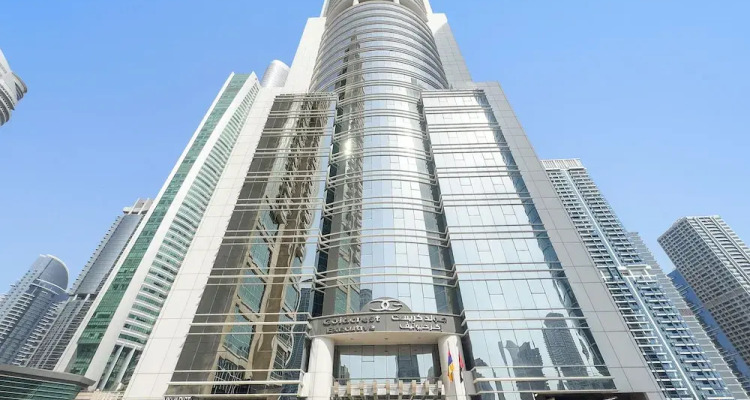 Silkhaus Goldcrest Views 2