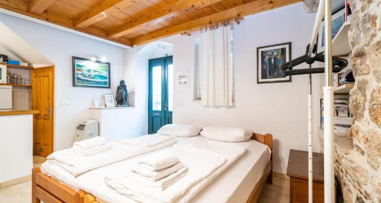 Studio Apartment Pupa