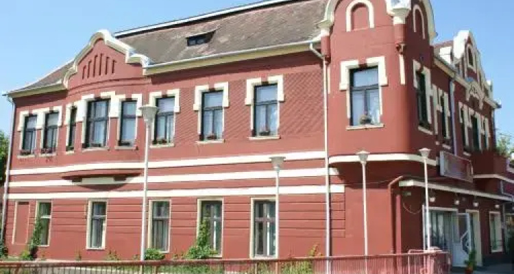 Hotel Vila Corviniana