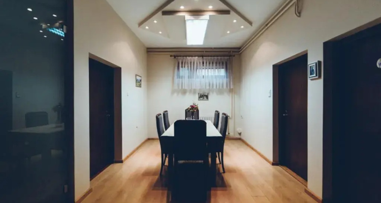 Apartment Comeback