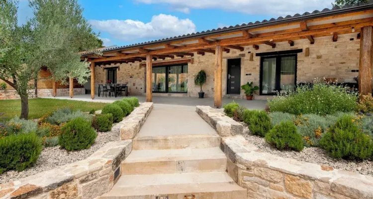 Holiday House La Gronda