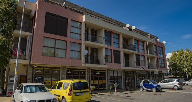 Menada Crystal Park