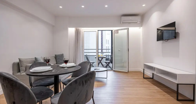 Kriel Suites by Liv Homes Room 102