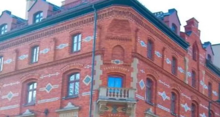 Red Brick Apartments