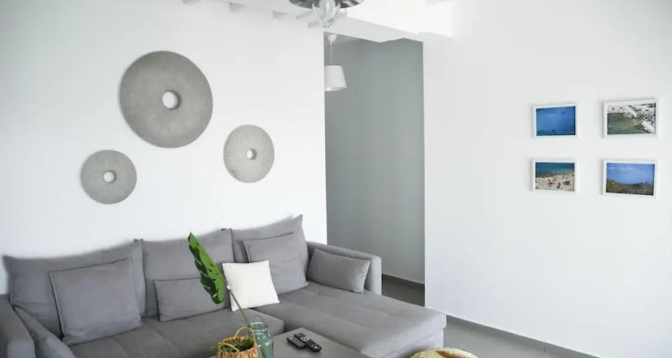 Amperian Mykonos Suites