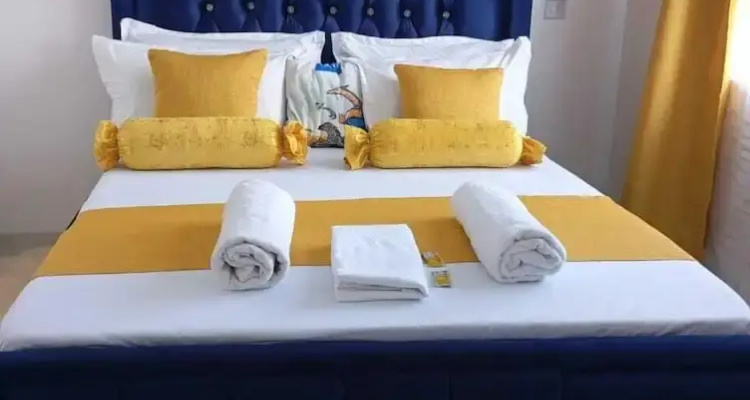 Lux Suites Rosavosa Apartments Bamburi