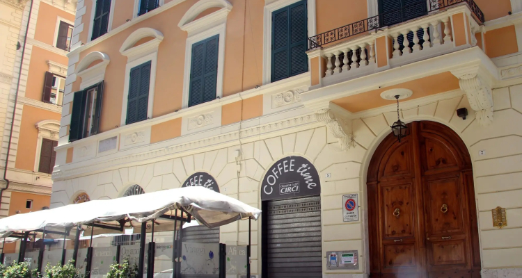 Nice Rome Holiday