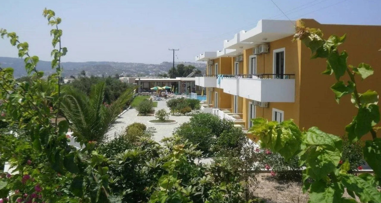 Manolis Studios