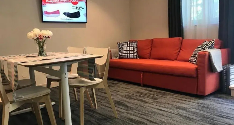 One Bedroom Apartment
