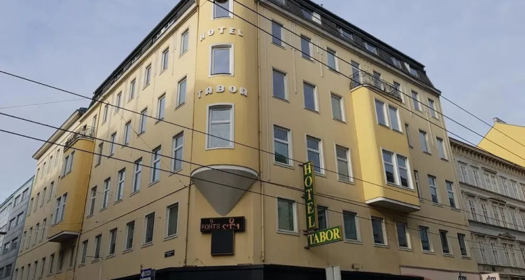Hotel Tabor Rooms