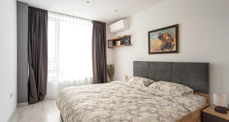 Sunny & Stylish Brand New 2bdr Apartment + Parking
