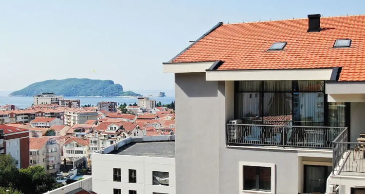 Rooftop Apartments & Rooms