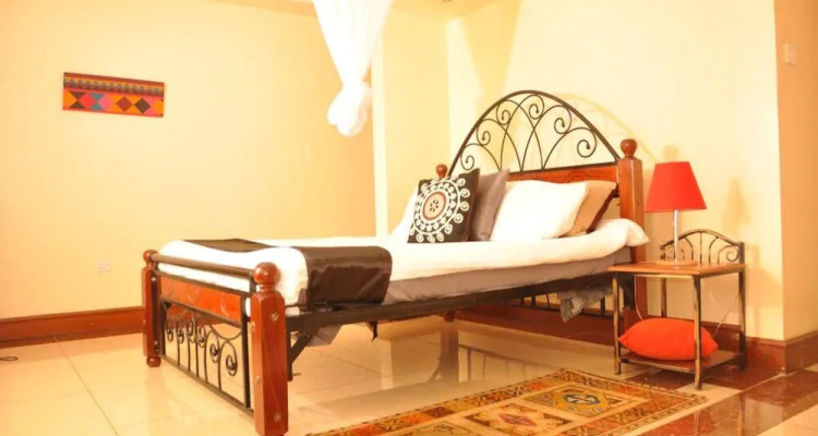 Sherry Homes - Heri