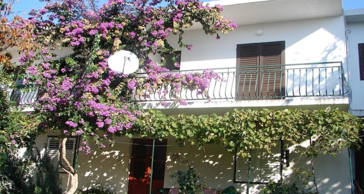 Apartments Sini