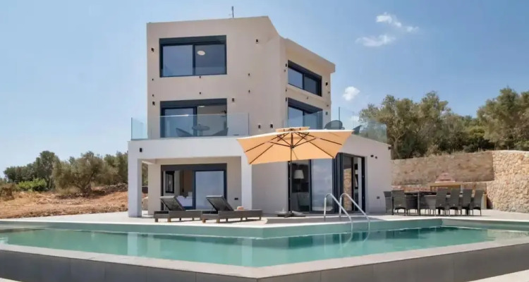 Villa Andria With 5 Bedrooms & 5 Bathrooms