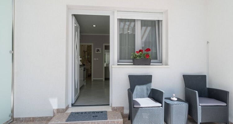 Drop In Split Suites