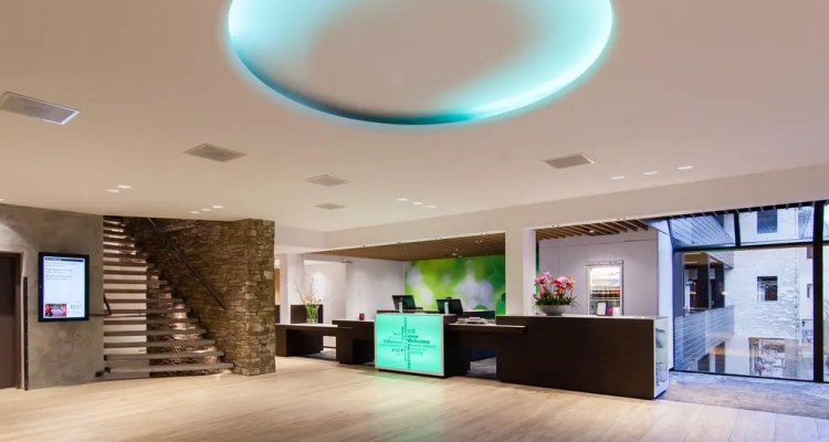 Van der Valk Hotel Arnhem — Van der Valk hotel