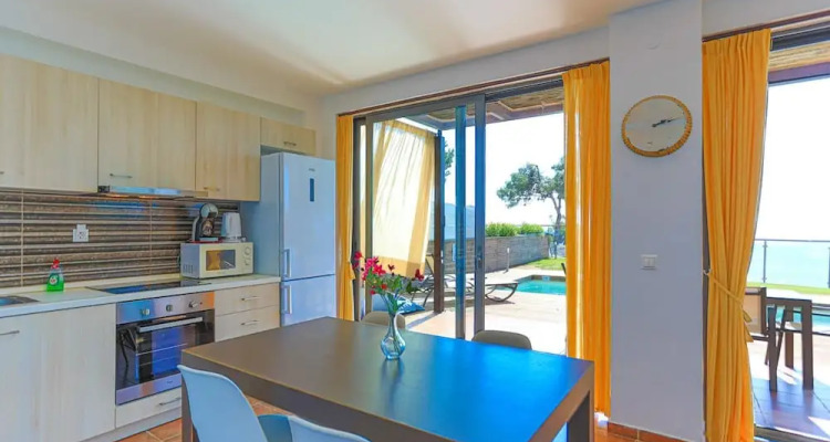 Kalma Villa Exi In Moudania