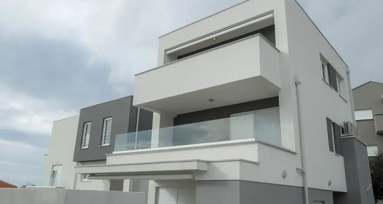 Apartments Tomana