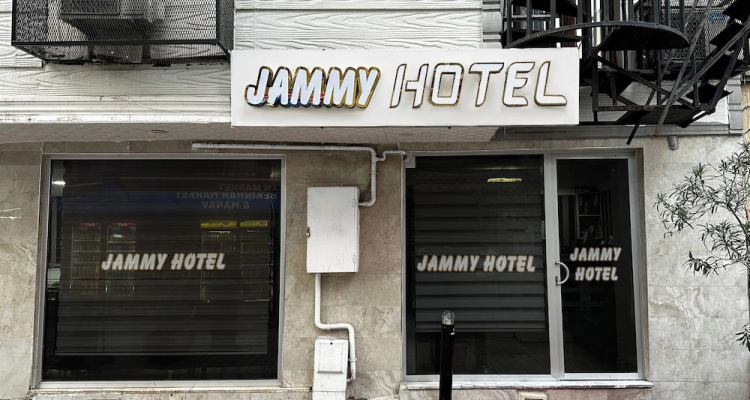Jammy Hotel