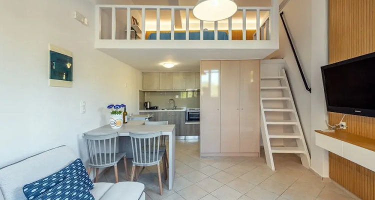The Walls Apartments by Cretanhouses