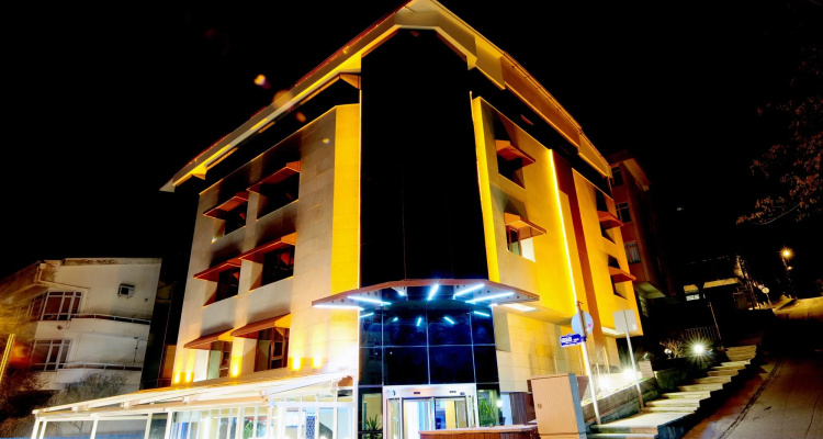 Grand Nora Hotel