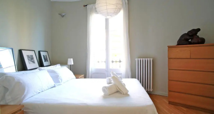 Barcelonaforrent Plaza Sagrada Familia