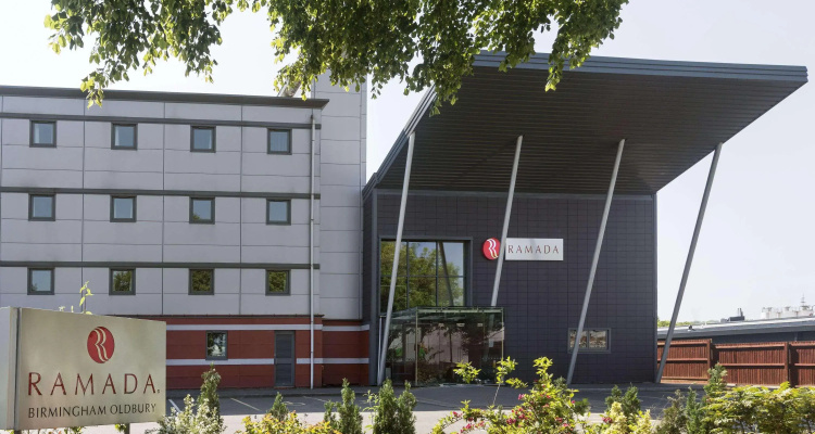 Ramada by Wyndham Oldbury Birmingham — Wyndham hotel