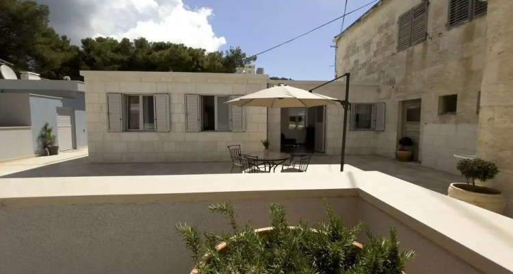 Beach Residences Caroline