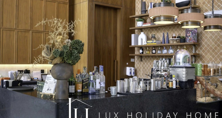 Lux The Vida Marina Residence 3