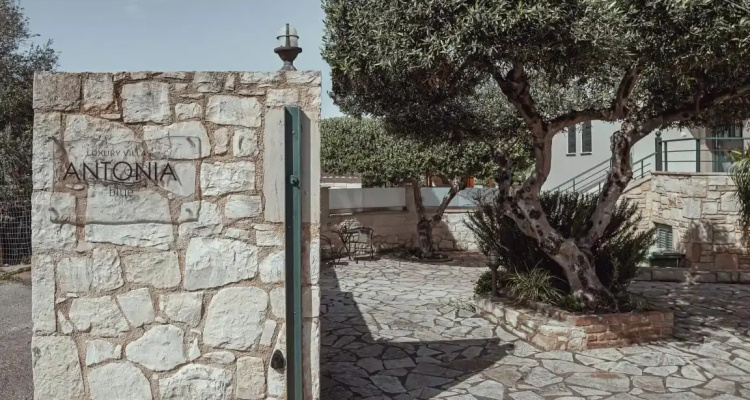 Antonia Luxury Villas