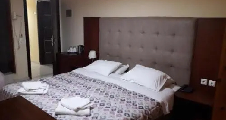 Parthenon Hotel