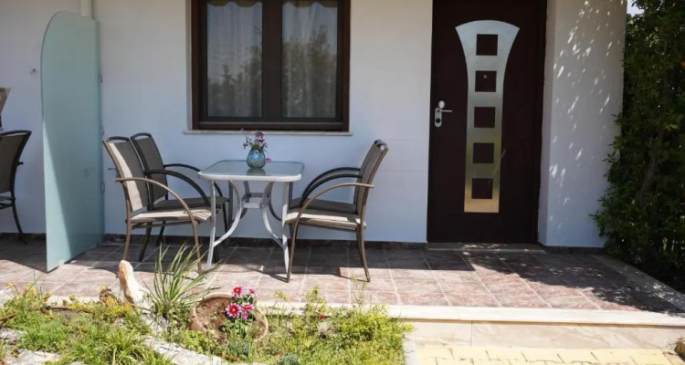 Jasmine Studios Potos