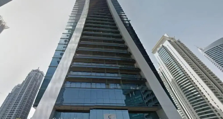 Cosmos Living Goldcrest Views1