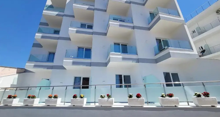 ADMIRO Hotel