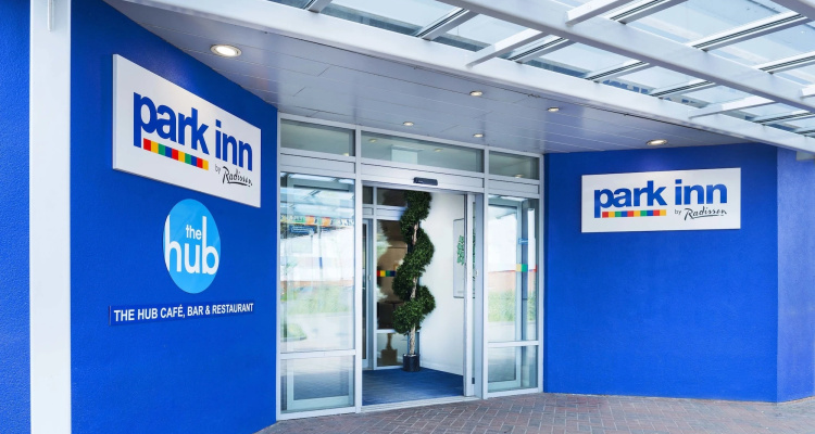 Park Inn by Radisson Birmingham Walsall M6 J9 — Radisson hotel